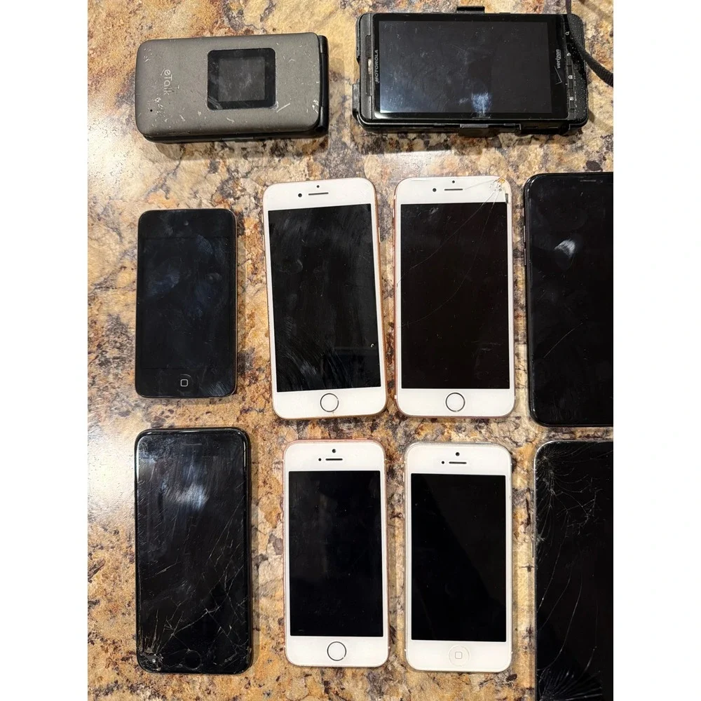 Apple iPhone Lot 13 Pro Max X 8 7 SE Ipod Nikon coolpix s80 Works Vintage tech